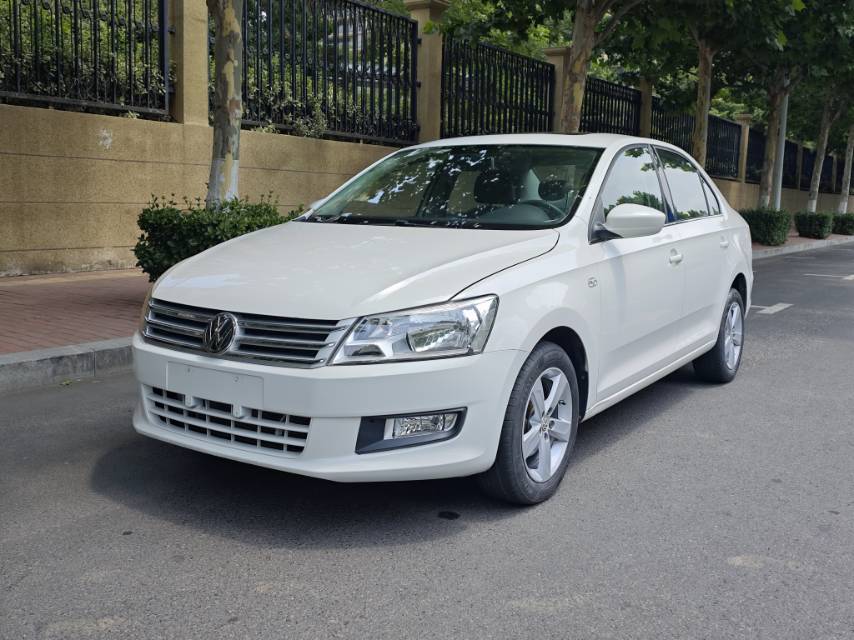 Volkswagen Santana 2015 Volkswagen Santana 2015 car image