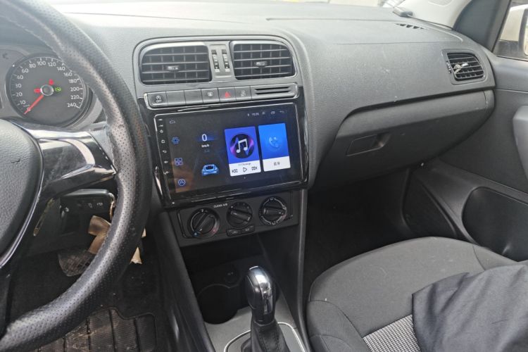 Volkswagen Polo 2019 #13 Volkswagen Polo 2019 car image #13