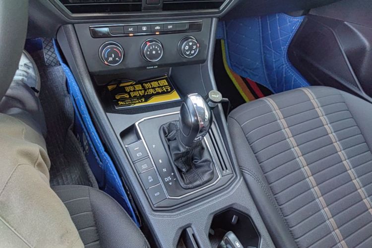 Volkswagen Lavida 2019 car image #14