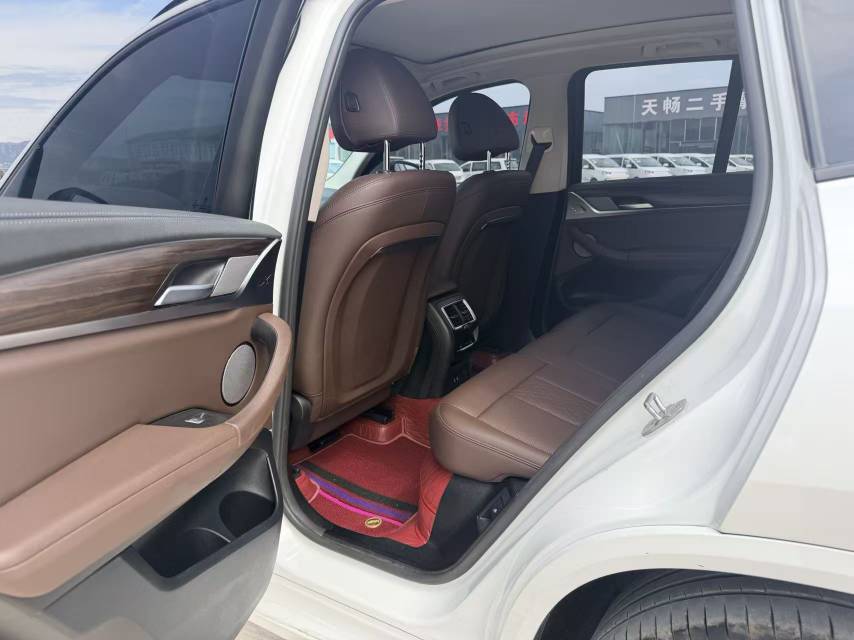 BMW X3 2022 #4 BMW X3 2022 car image #4
