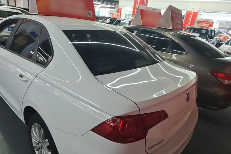 Volkswagen Bora 2021 car image #6