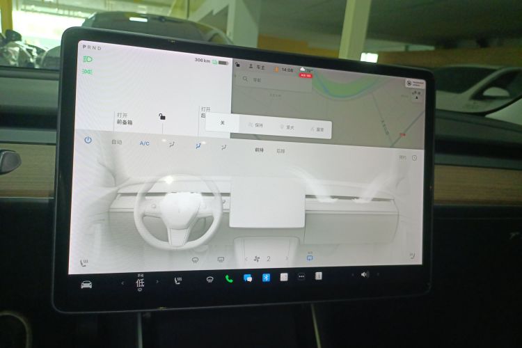 Tesla Model 3 2020 car image #17