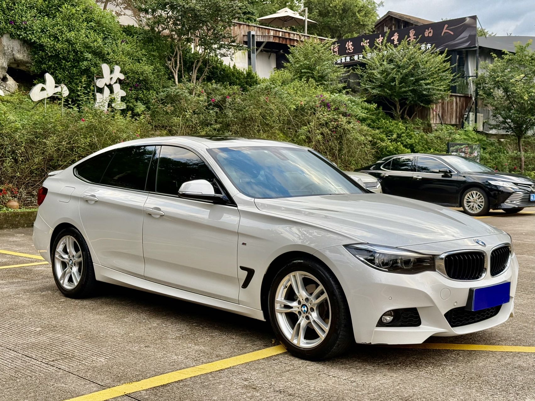 BMW 3 Series GT 2021 imagen de coche #3