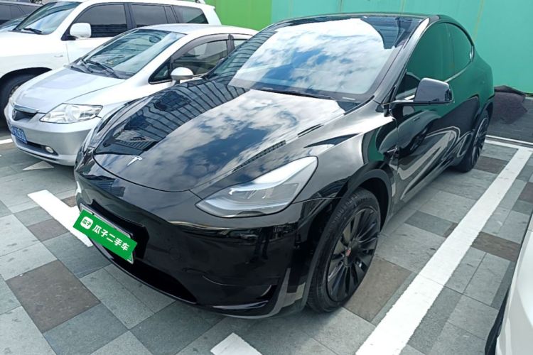 Tesla Model Y 2023 #2 Tesla Model Y 2023 car image #2