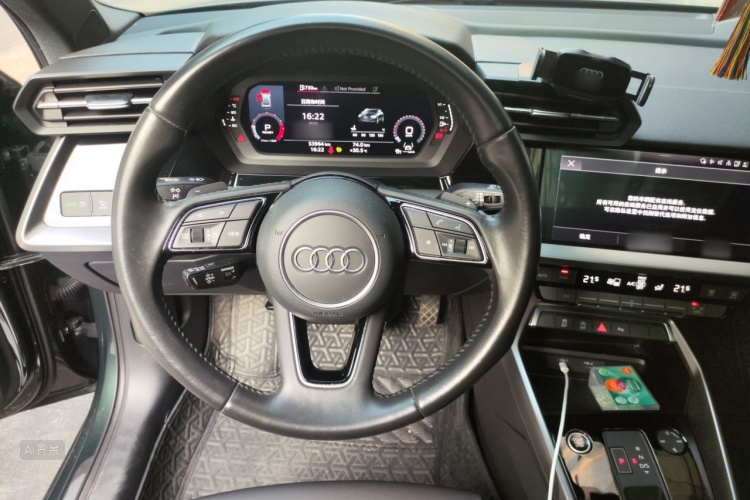 Audi A3 2021 immagine di auto #12
