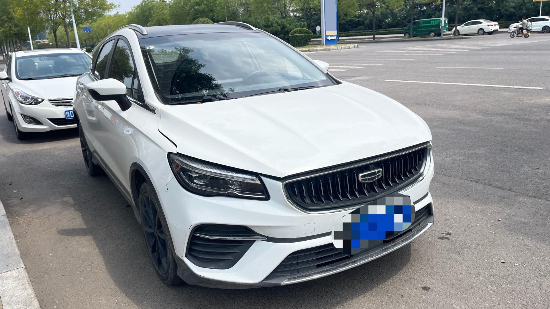 GEELY Emgrand S 2022 #2 GEELY Emgrand S 2022 car image #2