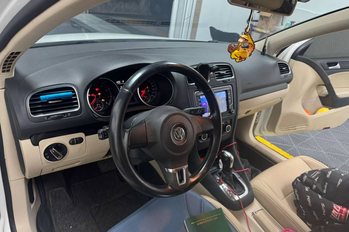 Volkswagen Golf 2012 immagine di auto #21