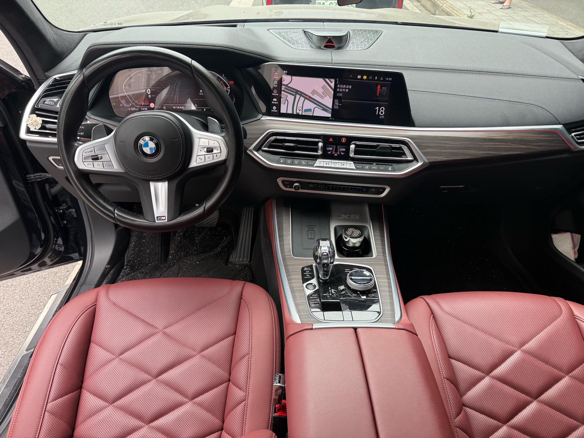BMW X5 2023 car image #7