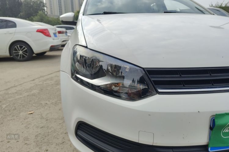 Volkswagen Polo 2017 car image #8