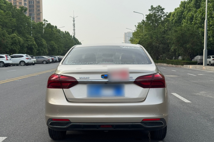 GEELY Emgrand 2018 car image #6