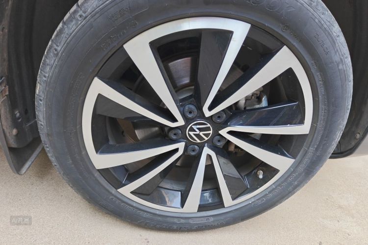 Volkswagen Tharu 2022 car image #9