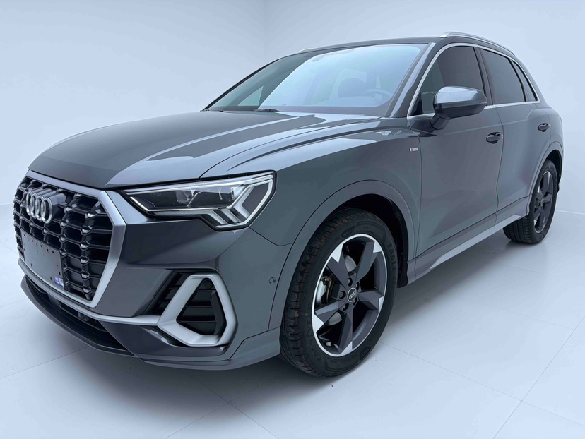 Audi Q3 2022 car image 