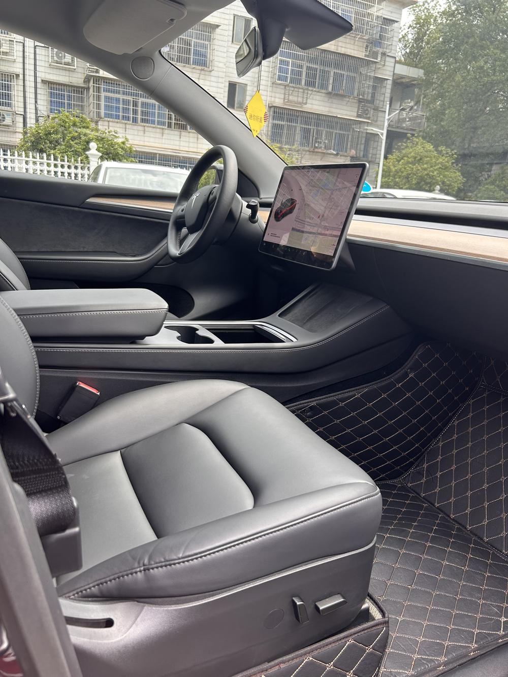 Tesla Model Y 2022 #7 Tesla Model Y 2022 car image #7