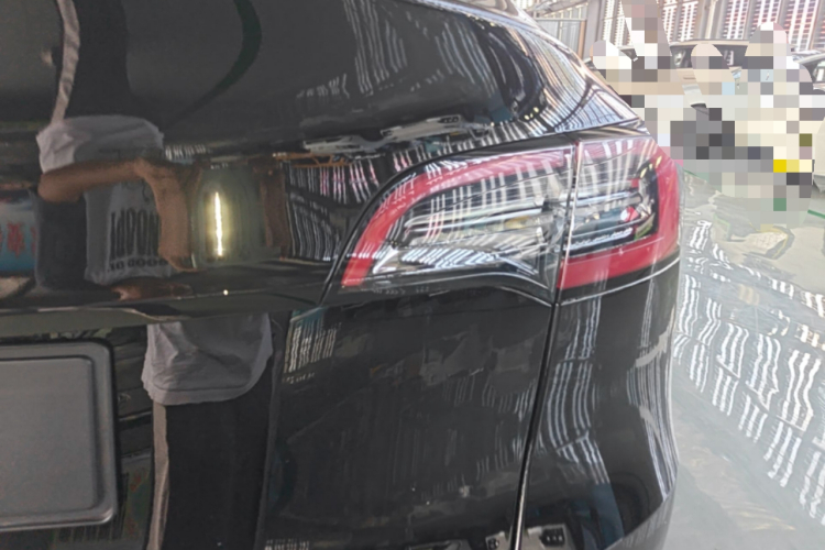 Tesla Model Y 2022 #8 Tesla Model Y 2022 car image #8
