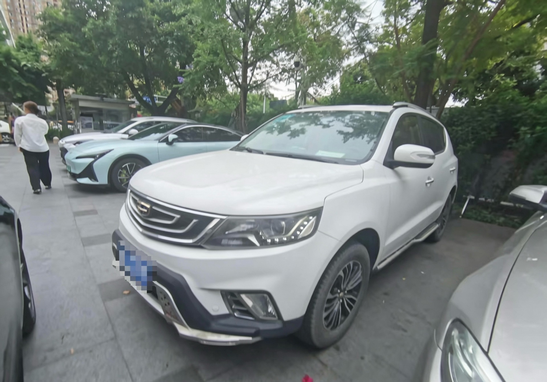 GEELY Vision X6 2017 car image 