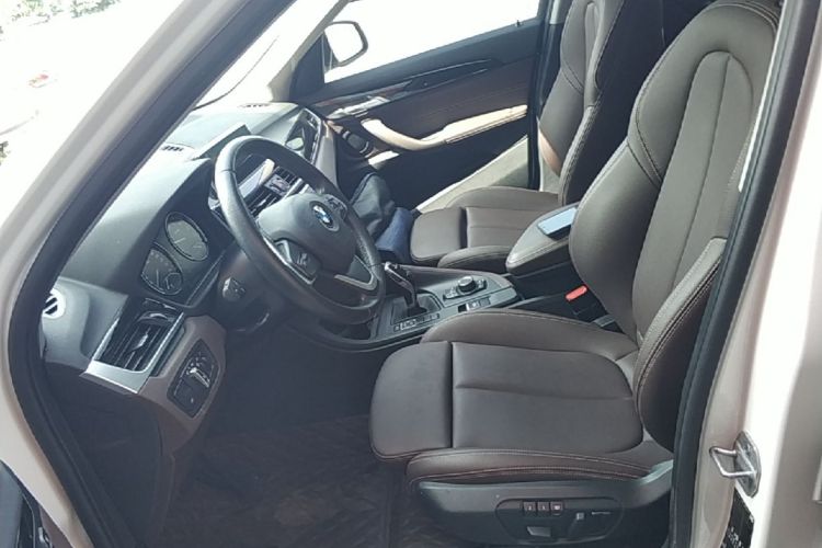 BMW X1 2020 imagen de coche #15