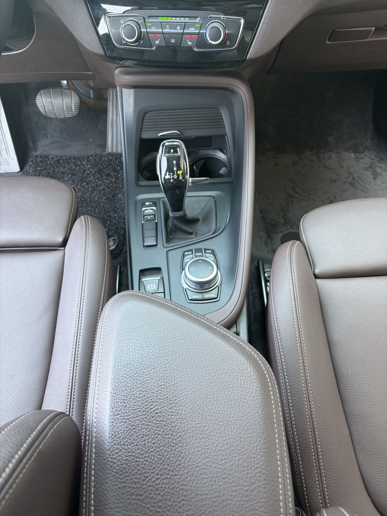 BMW X1 2022 car image #9