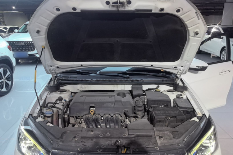 GEELY Emgrand 2019 #20 GEELY Emgrand 2019 car image #20
