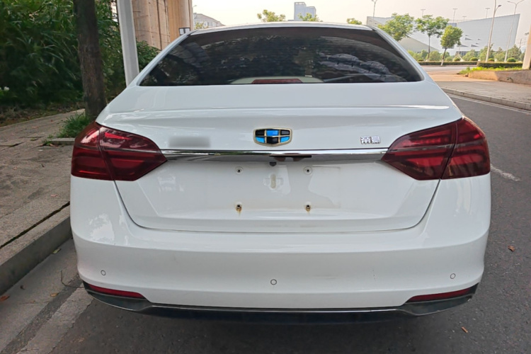 GEELY Emgrand 2018 car image #6