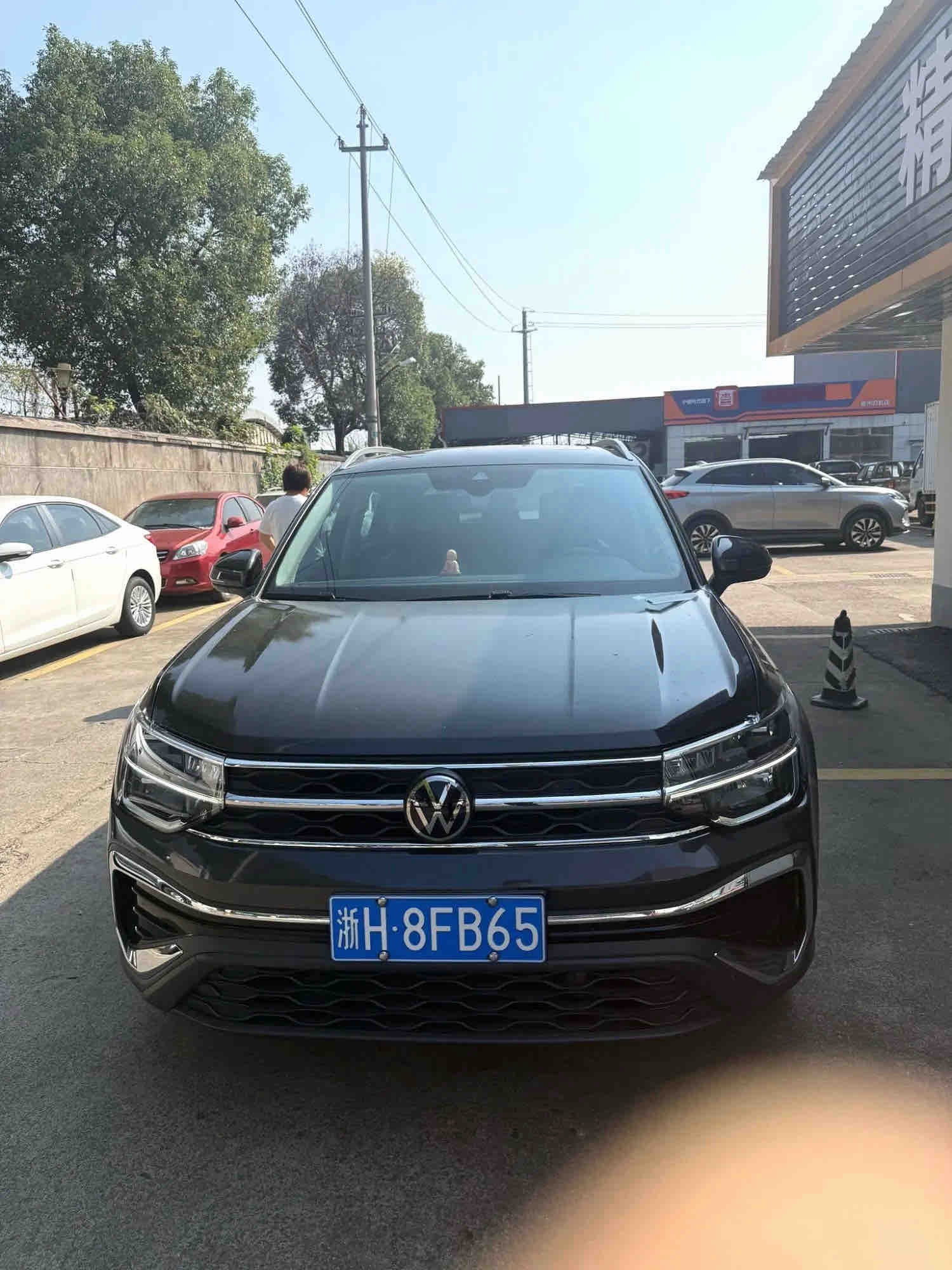 2023 car image #2