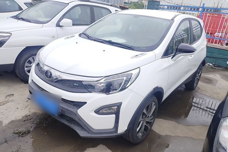 BYD Yuan 2017 #2 BYD Yuan 2017 car image #2