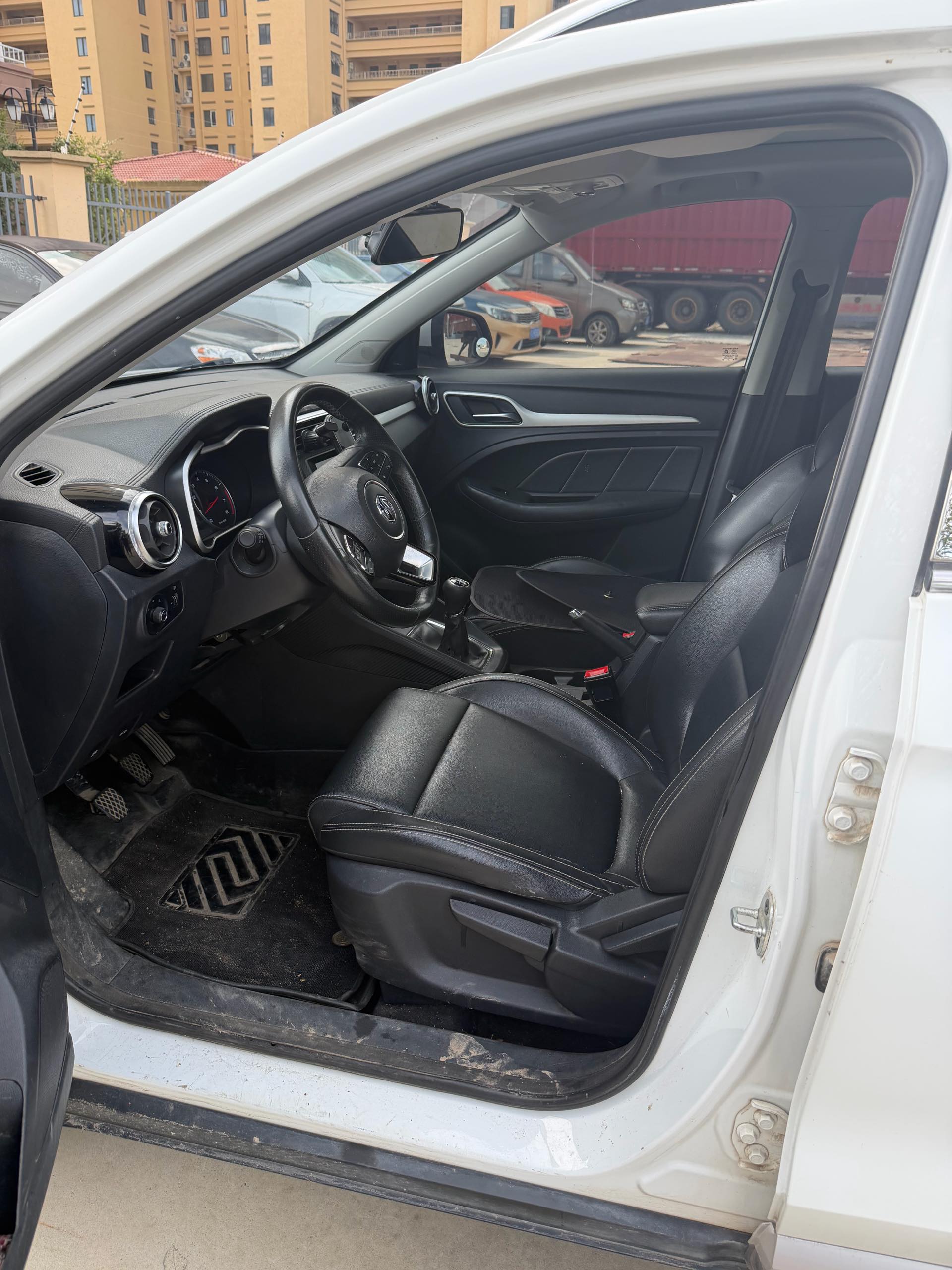 MG ZS 2018 صورة سيارة #5