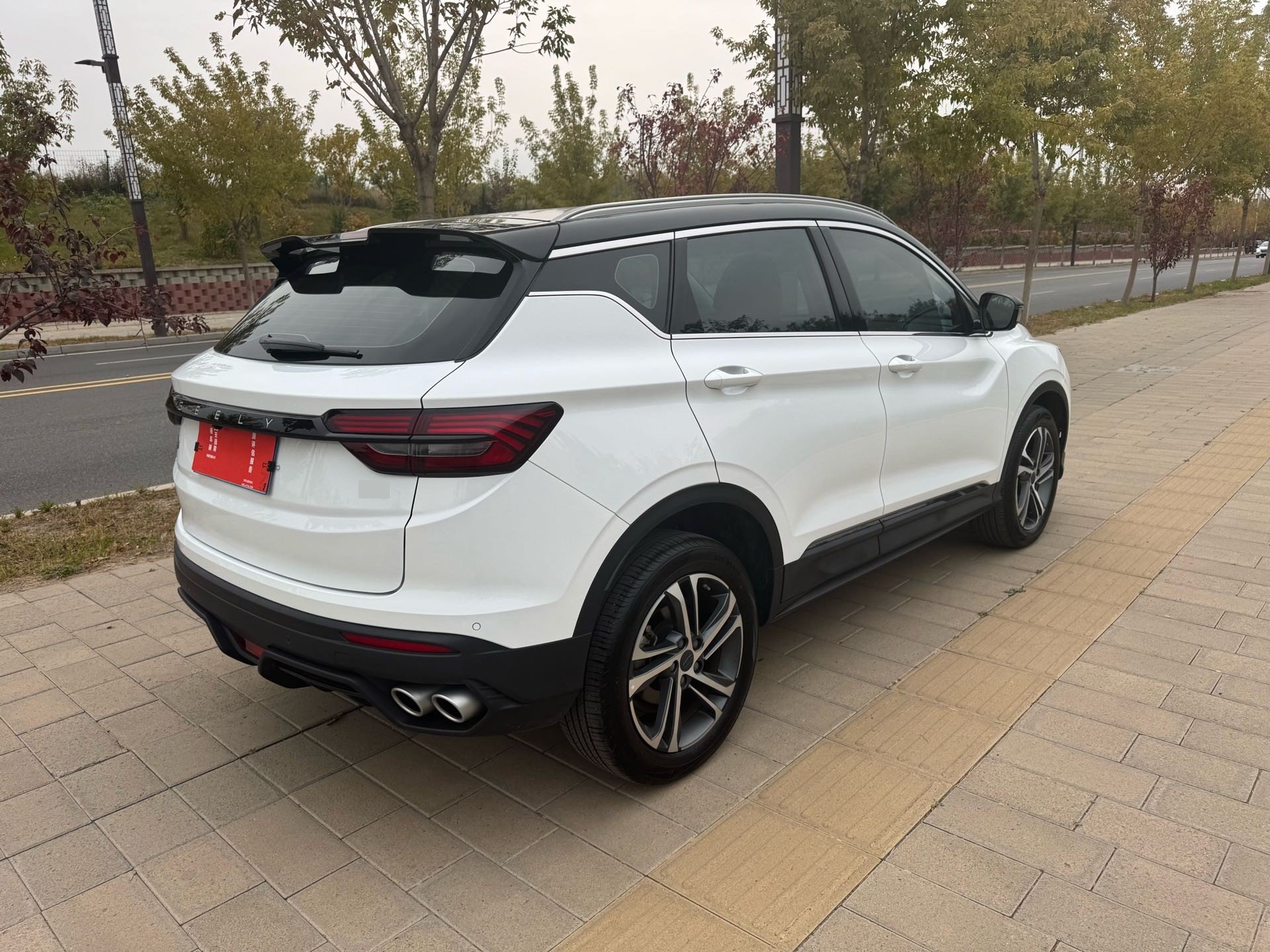 GEELY Coolray 2022 car image #3