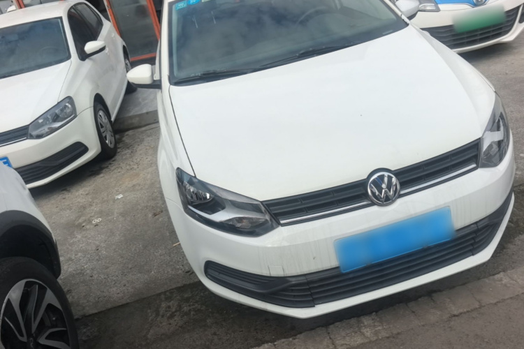 Volkswagen Polo 2016 car image #4