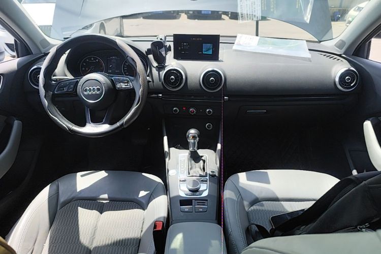 Audi A3 2018 car image #10