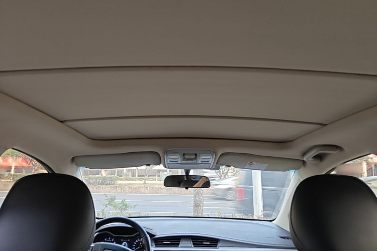 GEELY Emgrand GS 2018 car image #18