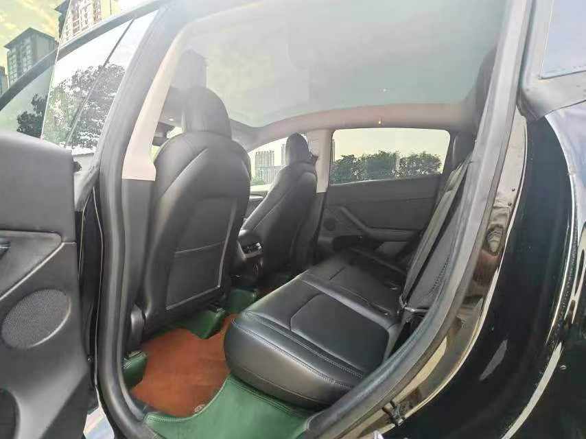 Tesla Model Y 2022 #5 Tesla Model Y 2022 car image #5