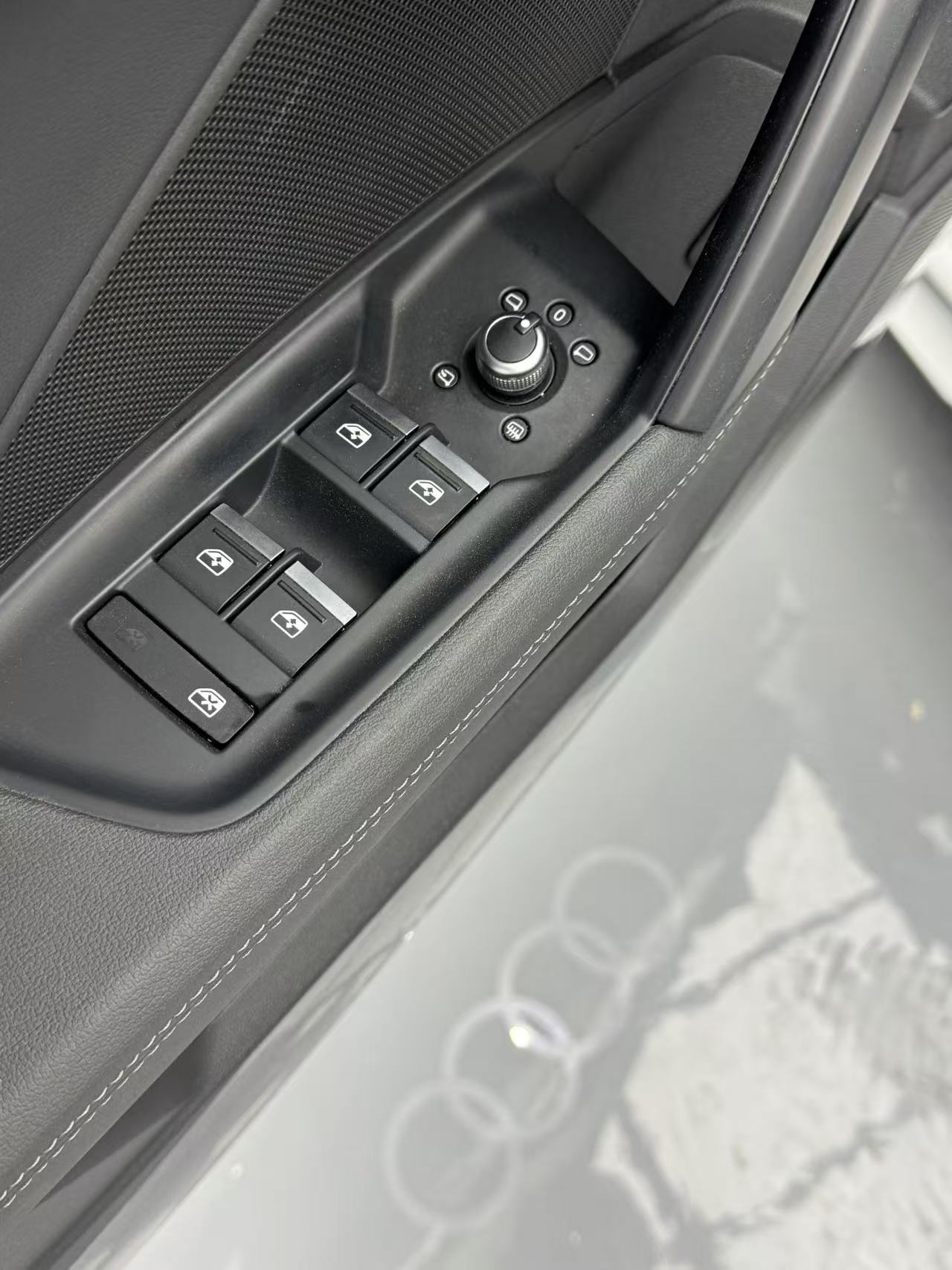 2023 #11 2023 immagine di auto #11
