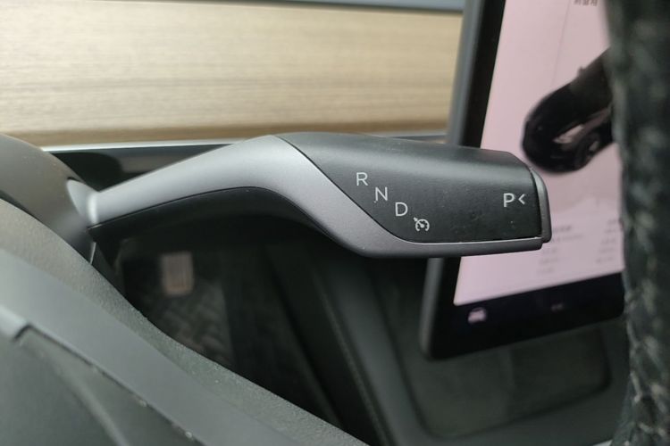 Tesla Model 3 2023 #14 Tesla Model 3 2023 car image #14