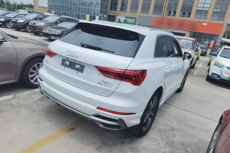 Audi Q3 2022 #5 Audi Q3 2022 car image #5