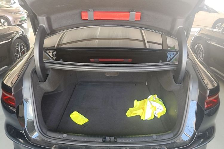 BYD Han 2023 car image #21