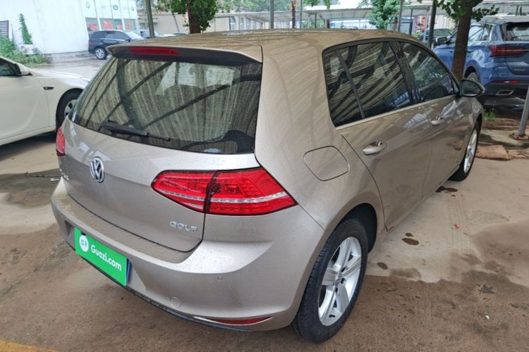Volkswagen Golf 2015 car image #7