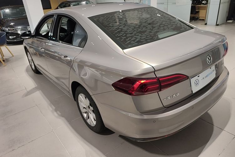 Volkswagen Bora 2019 #5 Volkswagen Bora 2019 car image #5