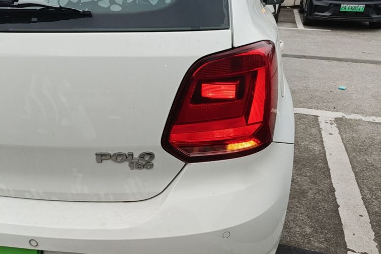 Volkswagen Polo 2015 #8 Volkswagen Polo 2015 car image #8