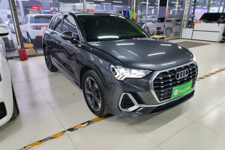 Audi Q3 2019 #4 Audi Q3 2019 car image #4
