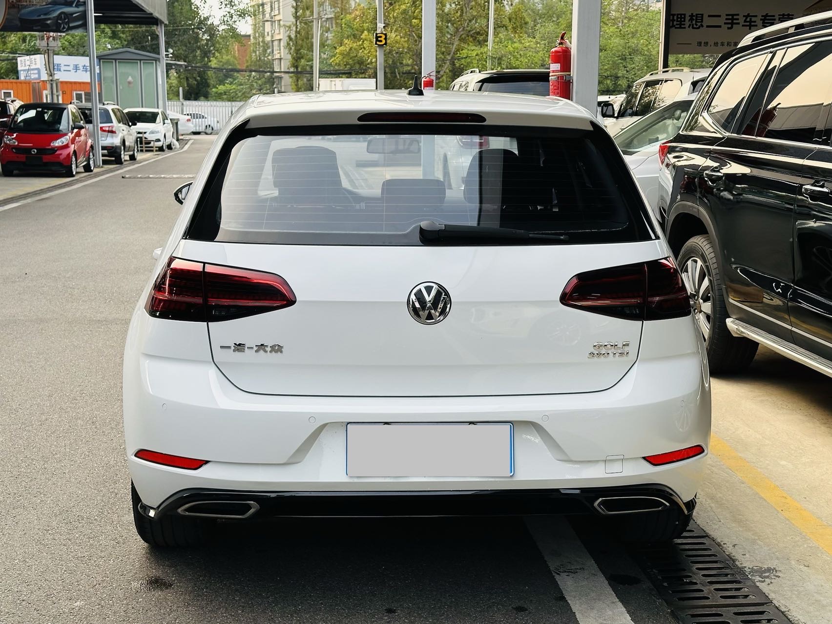Volkswagen Golf 2020 car image #5