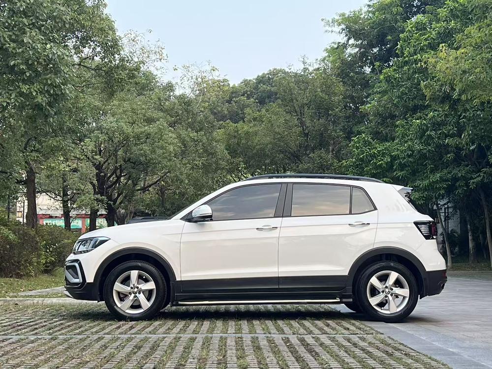 Volkswagen T-Cross 2020 #4 Volkswagen T-Cross 2020 car image #4
