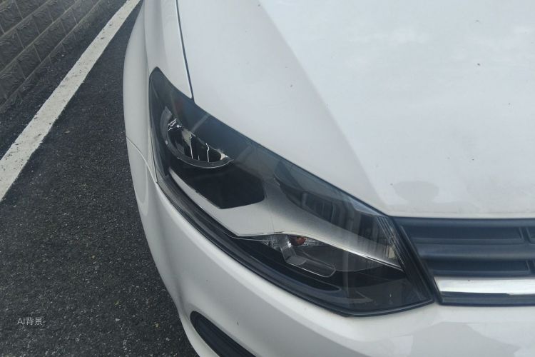 Volkswagen Polo 2018 car image #8
