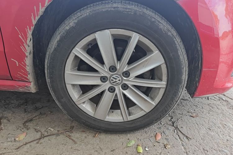 Volkswagen Polo 2014 car image #9