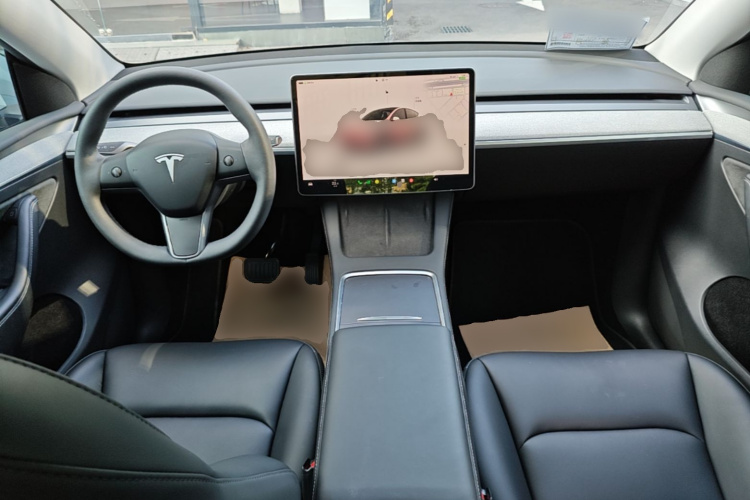Tesla Model Y 2024 #10 Tesla Model Y 2024 car image #10
