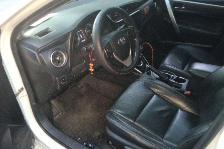 Toyota Corolla 2018 car image #13