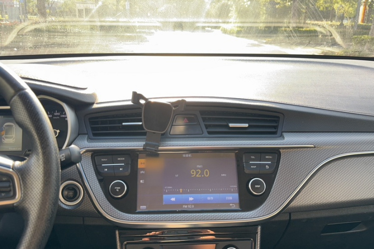 GEELY Emgrand GS 2016 صورة سيارة #16