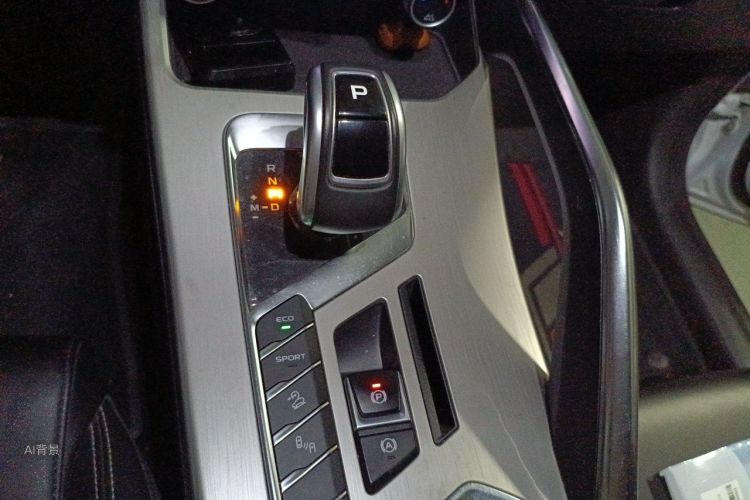 GEELY Coolray 2019 car image #16