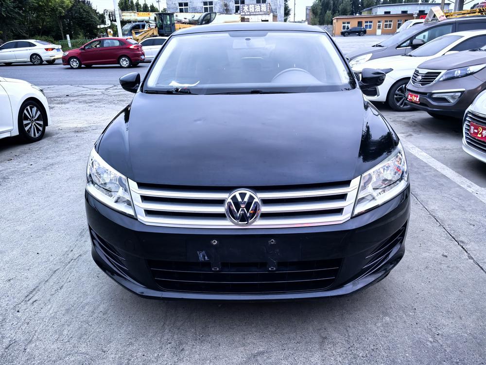Volkswagen Santana 2015 car image #2