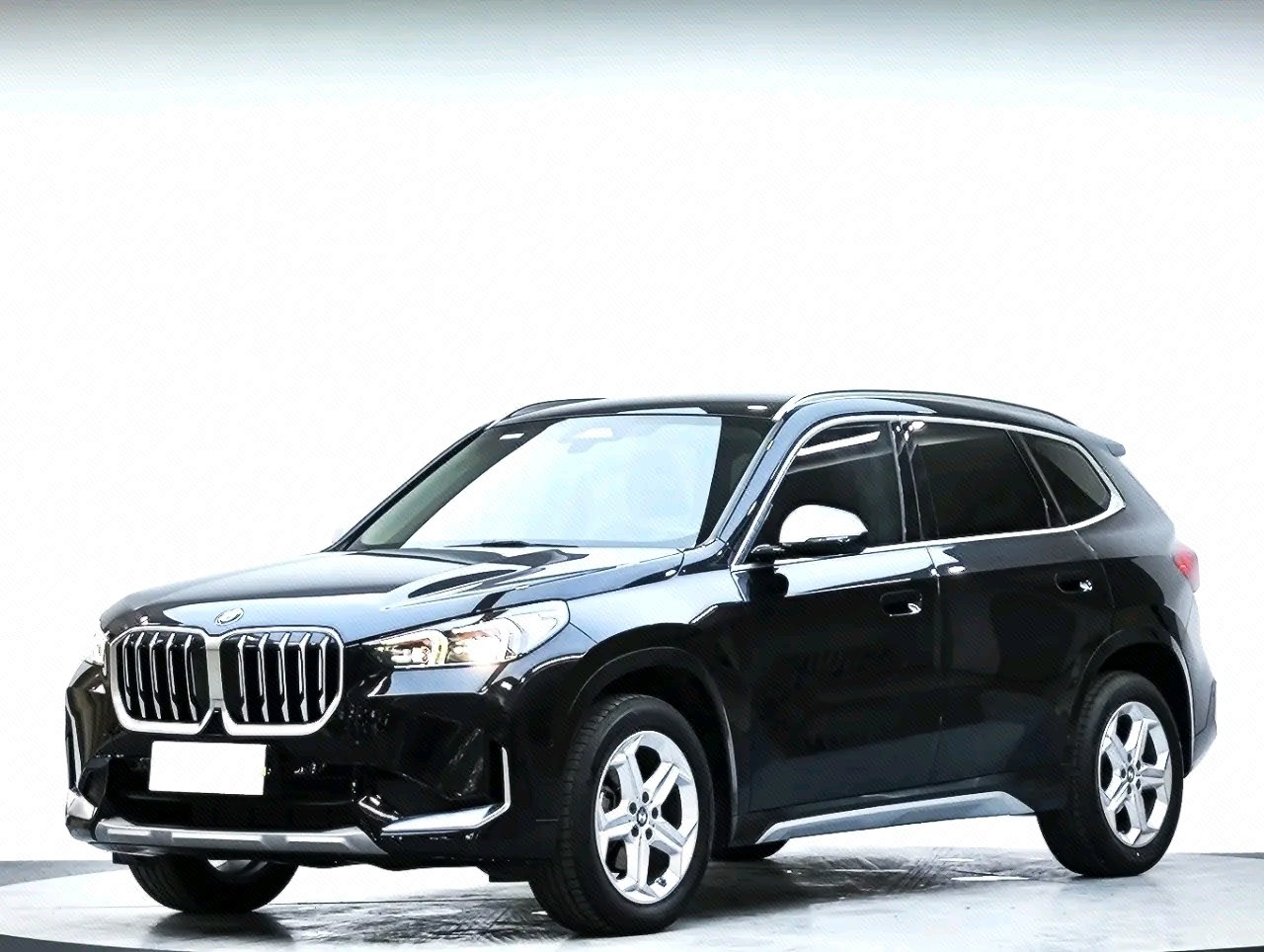 BMW X1 2023 car image 