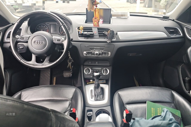 Audi Q3 2015 صورة سيارة #11